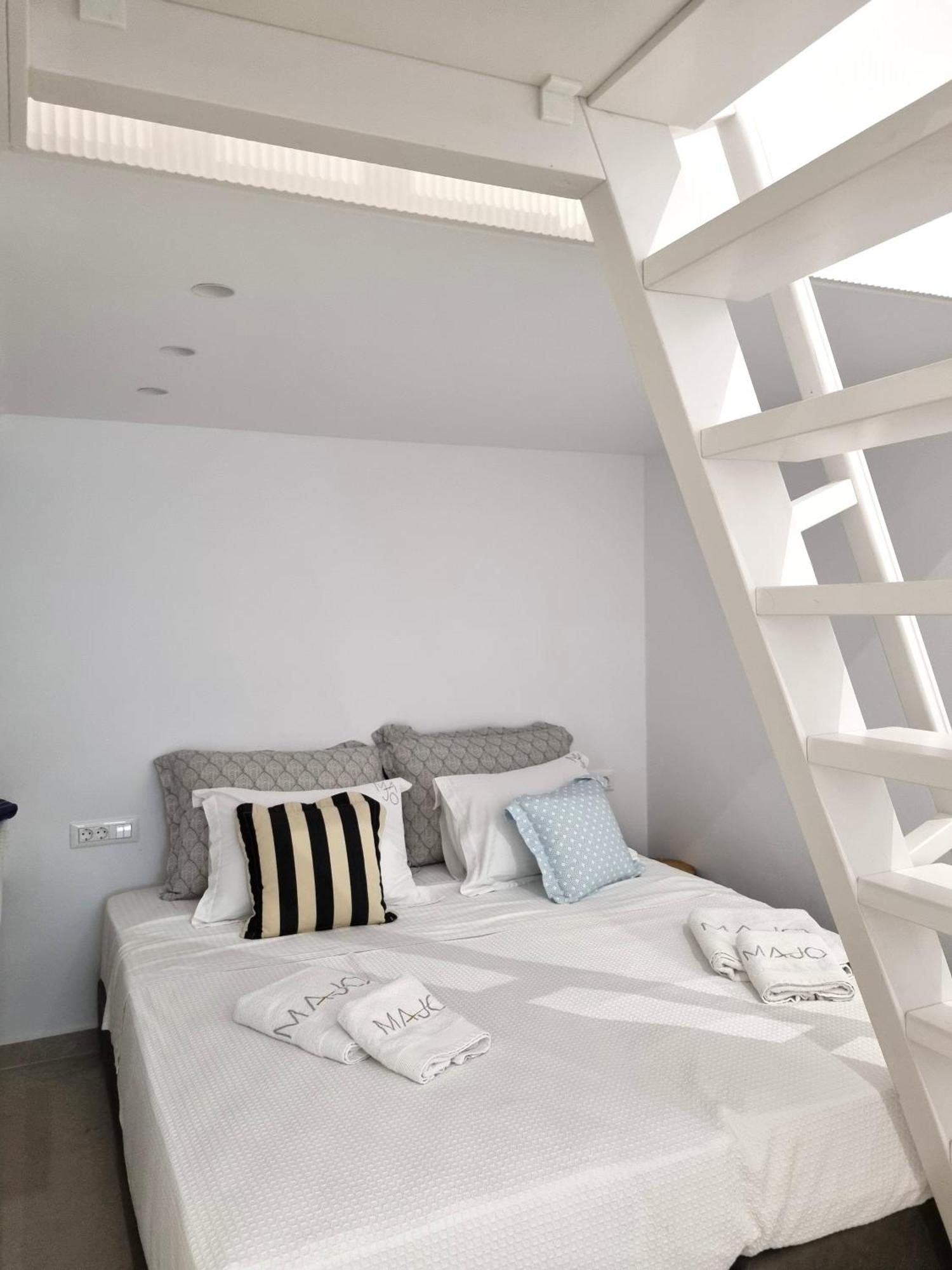 Majo Suites Hotel Agia Anna  Bagian luar foto